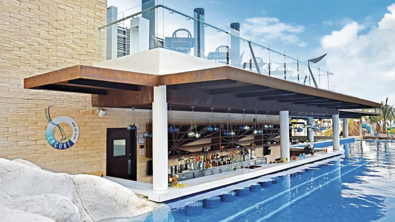 Mexico – Luxury Royalton Riviera Cancun 5* – All Inclusive