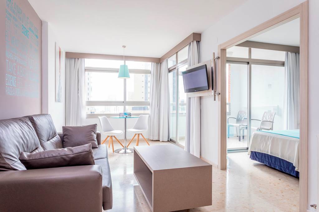 Late Getaway – Benidorm, Costa Blanca – Adults only – Half Board