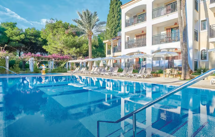 3*Self-Catering in Cala Bona, Majorca flying from Bristol