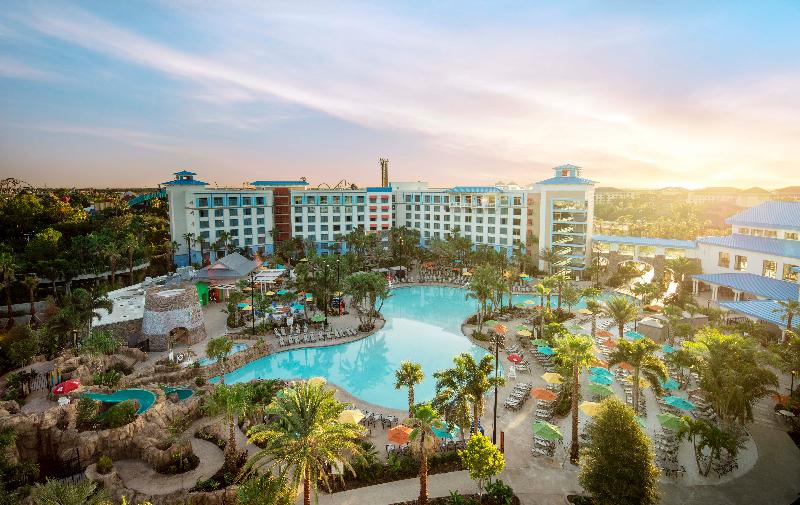 Universal’s Loews Sapphire Falls Resort