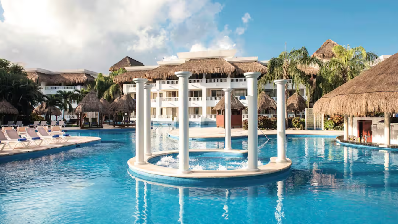 Riviera Maya, Mexico, 4* All Inclusive, 9 restaurants, Beachfront setting