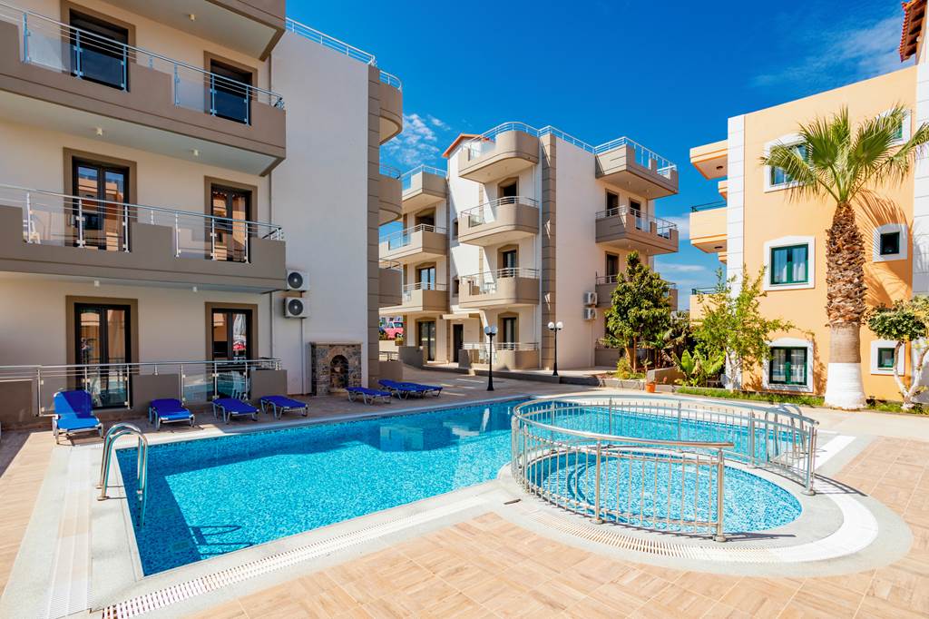 7nts Crete, Greece, Sea Front Self Catering Apartments, School Holidays Summer 2025