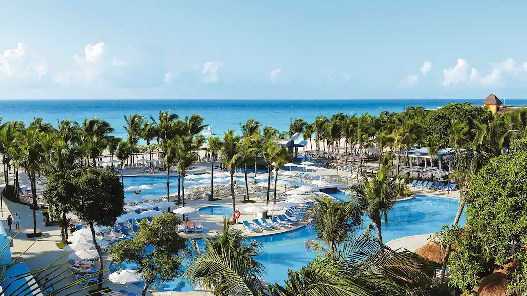 Caribbean Coast, Playacar, Mexico – All Inclusive, On the beach, 3 pools & 5 restaurants