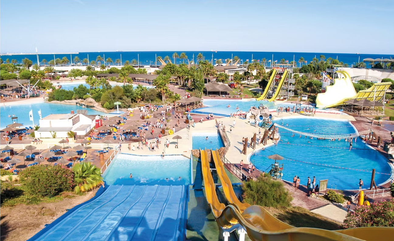 Costa Dorada, Spain, Two Bedroom Self Catering Apartment + Aquopolis Waterpark