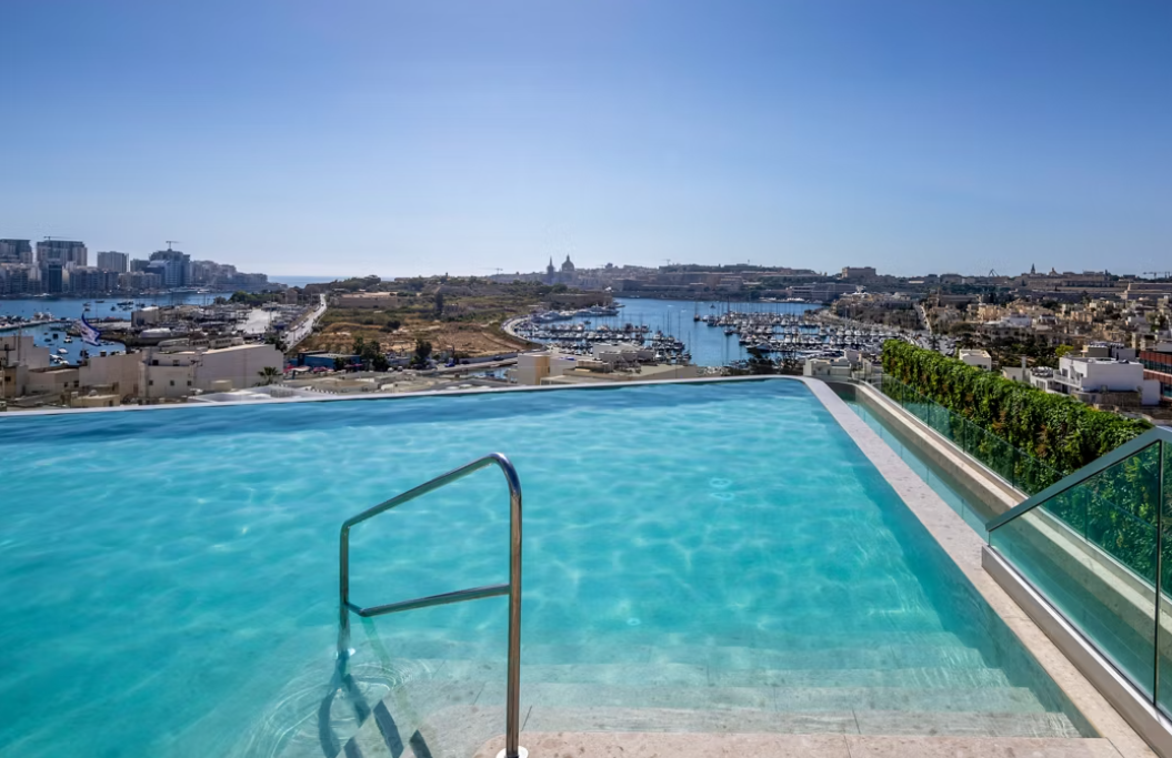7 Nights, 4*, Sliema Malta, Bed & Breakfast